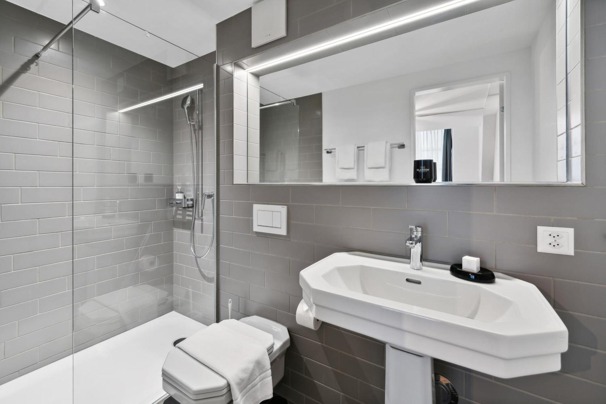 Glandon Rooms Haldenhof - Self-Check-In Lucerne ภายนอก รูปภาพ